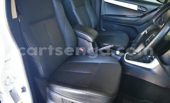 Buy Used Isuzu KB Beige Car in Import - Dubai in Hhohho Buy Used Isuzu KB Beige Car in Import - Dubai in Hhohho