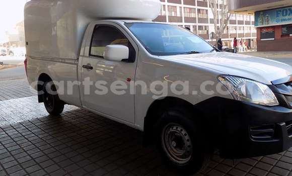 Acheter Occasion Voiture Isuzu KB Blanc à Ezulwini, Hhohho Acheter Occasion Voiture Isuzu KB Blanc à Ezulwini, Hhohho