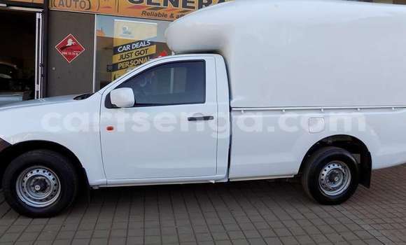 Acheter Occasion Voiture Isuzu KB Blanc à Ezulwini, Hhohho Acheter Occasion Voiture Isuzu KB Blanc à Ezulwini, Hhohho