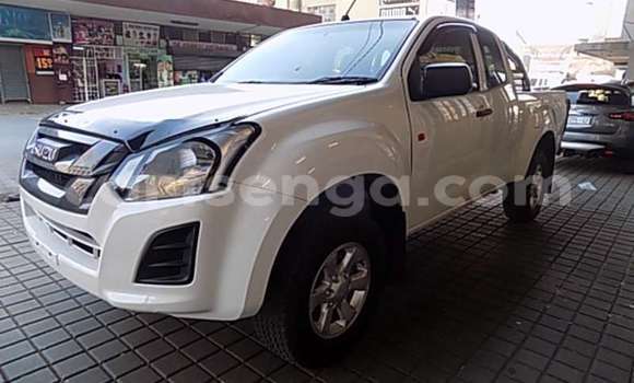 Nunua Ilio tumika Isuzu KB White Gari ndani ya Ezulwini nchini Hhohho Nunua Ilio tumika Isuzu KB White Gari ndani ya Ezulwini nchini Hhohho