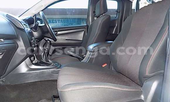 Nunua Ilio tumika Isuzu KB White Gari ndani ya Ezulwini nchini Hhohho Nunua Ilio tumika Isuzu KB White Gari ndani ya Ezulwini nchini Hhohho