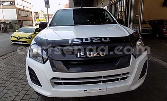 Nunua Ilio tumika Isuzu KB White Gari ndani ya Ezulwini nchini Hhohho Nunua Ilio tumika Isuzu KB White Gari ndani ya Ezulwini nchini Hhohho