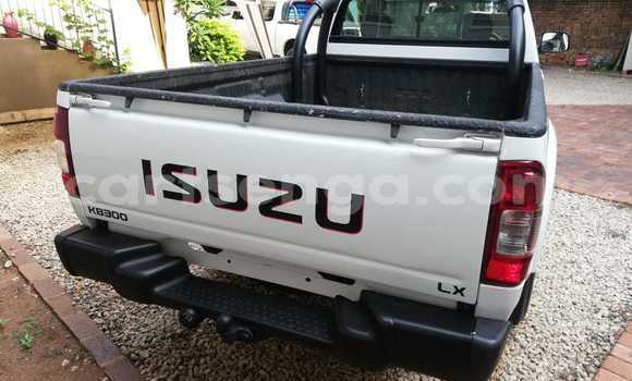 Acheter Occasion Voiture Isuzu KB Blanc à Ezulwini, Hhohho Acheter Occasion Voiture Isuzu KB Blanc à Ezulwini, Hhohho