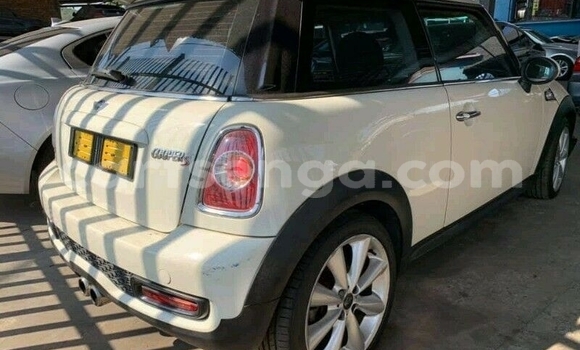 Buy Used MINI Cooper Other Car in Kwaluseni in Manzini Buy Used MINI Cooper Other Car in Kwaluseni in Manzini