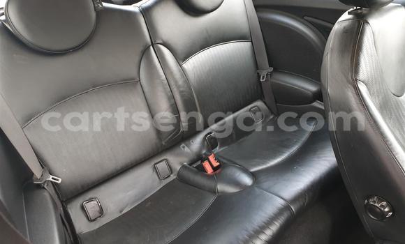 Nunua Ilio tumika MINI Cooper Black Gari ndani ya Ezulwini nchini Hhohho Nunua Ilio tumika MINI Cooper Black Gari ndani ya Ezulwini nchini Hhohho