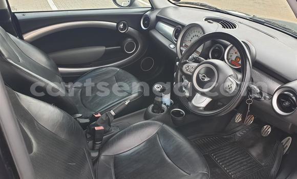 Nunua Ilio tumika MINI Cooper Black Gari ndani ya Ezulwini nchini Hhohho Nunua Ilio tumika MINI Cooper Black Gari ndani ya Ezulwini nchini Hhohho