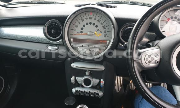 Nunua Ilio tumika MINI Cooper Black Gari ndani ya Ezulwini nchini Hhohho Nunua Ilio tumika MINI Cooper Black Gari ndani ya Ezulwini nchini Hhohho