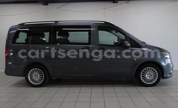 Nunua Ilio tumika Mercedes‒Benz A-klasse Silver Gari ndani ya Ezulwini nchini Hhohho Nunua Ilio tumika Mercedes‒Benz A-klasse Silver Gari ndani ya Ezulwini nchini Hhohho