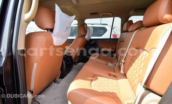 Nunua Imported Toyota Land Cruiser Black Gari ndani ya Import - Dubai nchini Hhohho Nunua Imported Toyota Land Cruiser Black Gari ndani ya Import - Dubai nchini Hhohho