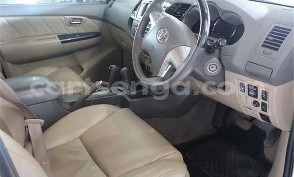 Acheter Occasion Voiture Toyota Hilux Gris à Ezulwini, Hhohho Acheter Occasion Voiture Toyota Hilux Gris à Ezulwini, Hhohho