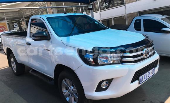 Acheter Occasion Voiture Toyota Hilux Blanc à Ezulwini, Hhohho Acheter Occasion Voiture Toyota Hilux Blanc à Ezulwini, Hhohho