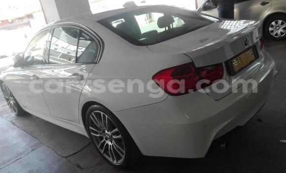 Acheter Occasion Voiture BMW 3–Series Blanc à Ezulwini, Hhohho Acheter Occasion Voiture BMW 3–Series Blanc à Ezulwini, Hhohho