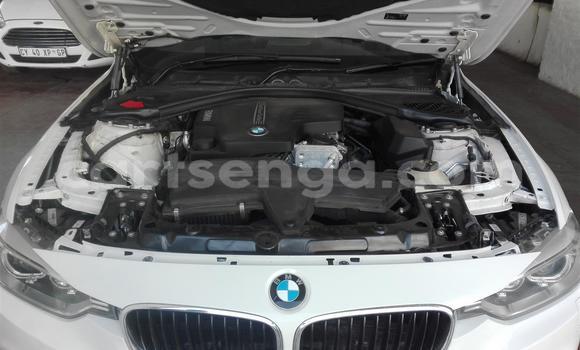 Acheter Occasion Voiture BMW 3–Series Blanc à Ezulwini, Hhohho Acheter Occasion Voiture BMW 3–Series Blanc à Ezulwini, Hhohho