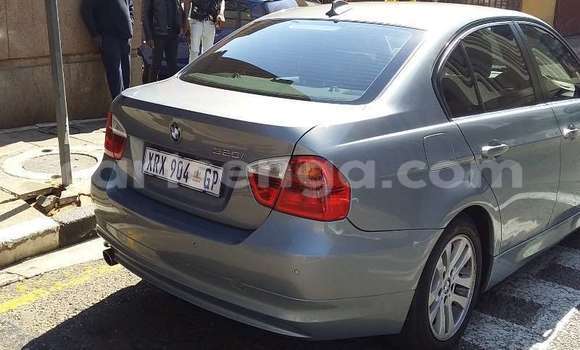 Acheter Occasion Voiture BMW 3–Series Gris à Ezulwini, Hhohho Acheter Occasion Voiture BMW 3–Series Gris à Ezulwini, Hhohho
