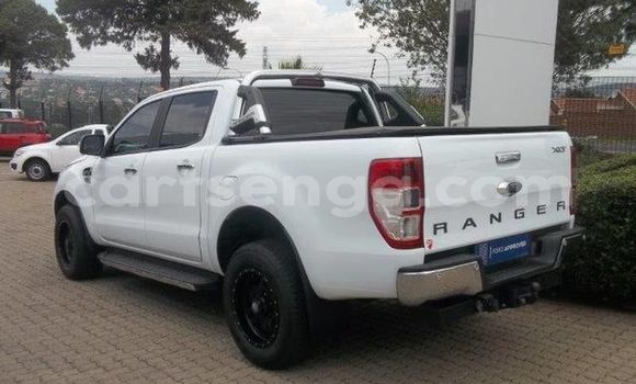 Nunua Ilio tumika Ford Ranger White Gari ndani ya Ezulwini nchini Hhohho Nunua Ilio tumika Ford Ranger White Gari ndani ya Ezulwini nchini Hhohho