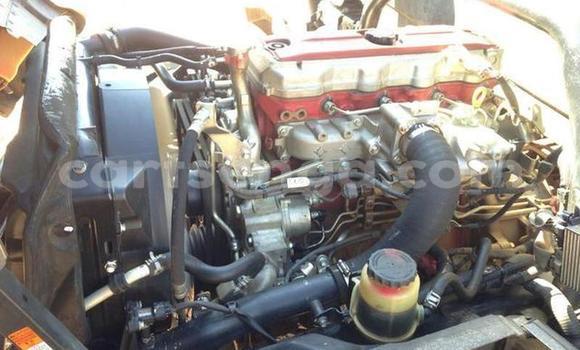 Nunua Ilio tumika Hino 300 Series Black Lori ndani ya Big Bend nchini Wilaya ya Lubombo Nunua Ilio tumika Hino 300 Series Black Lori ndani ya Big Bend nchini Wilaya ya Lubombo