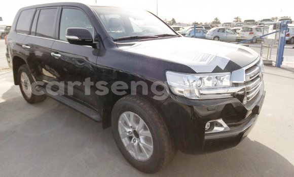 Nunua Imported Toyota Land Cruiser Black Gari ndani ya Import - Dubai nchini Hhohho Nunua Imported Toyota Land Cruiser Black Gari ndani ya Import - Dubai nchini Hhohho
