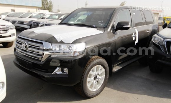 Nunua Imported Toyota Land Cruiser Black Gari ndani ya Import - Dubai nchini Hhohho Nunua Imported Toyota Land Cruiser Black Gari ndani ya Import - Dubai nchini Hhohho