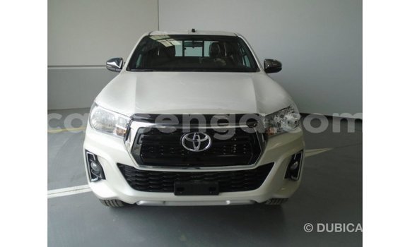 Buy Import Toyota Hilux White Car in Import - Dubai in Hhohho Buy Import Toyota Hilux White Car in Import - Dubai in Hhohho