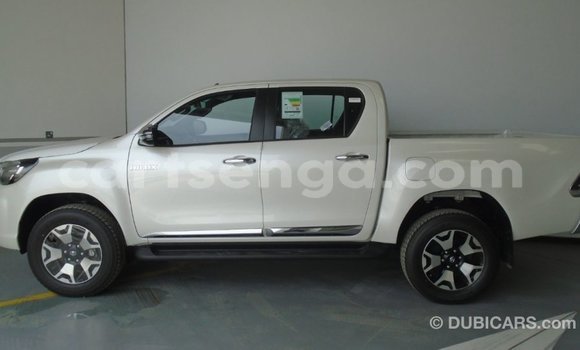 Buy Import Toyota Hilux White Car in Import - Dubai in Hhohho Buy Import Toyota Hilux White Car in Import - Dubai in Hhohho
