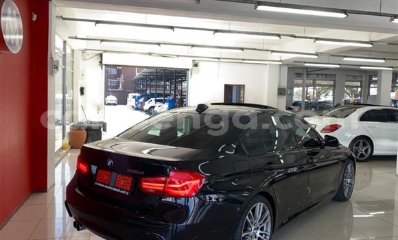 Acheter Occasion Voiture BMW 3–Series Noir à Ezulwini, Hhohho Acheter Occasion Voiture BMW 3–Series Noir à Ezulwini, Hhohho