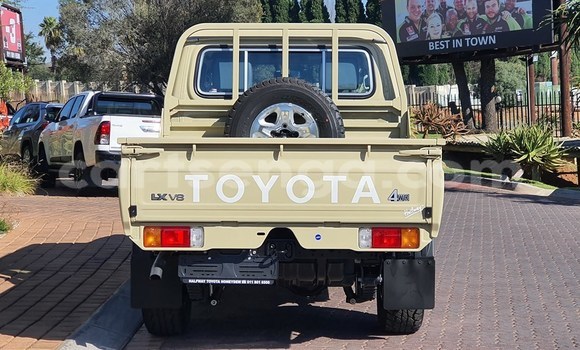Buy Used Toyota Land Cruiser Other Car in Matsapha in Manzini Buy Used Toyota Land Cruiser Other Car in Matsapha in Manzini