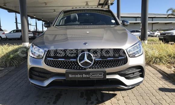 Nunua Ilio tumika Mercedes‒Benz GLC Silver Gari ndani ya Big Bend nchini Lubombo Nunua Ilio tumika Mercedes‒Benz GLC Silver Gari ndani ya Big Bend nchini Lubombo