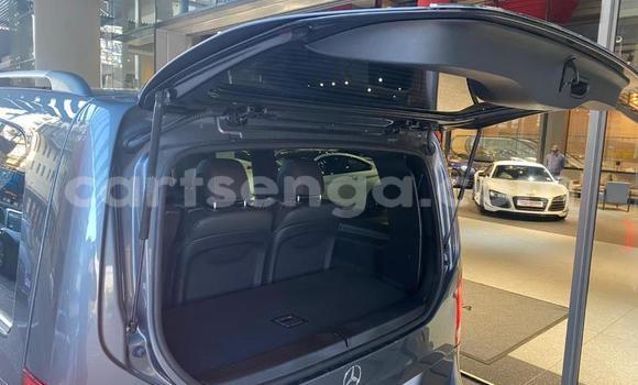 Nunua Ilio tumika Mercedes‒Benz Viano Black Gari ndani ya Big Bend nchini Lubombo Nunua Ilio tumika Mercedes‒Benz Viano Black Gari ndani ya Big Bend nchini Lubombo