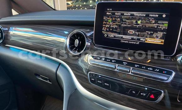 Nunua Ilio tumika Mercedes‒Benz Viano Black Gari ndani ya Big Bend nchini Lubombo Nunua Ilio tumika Mercedes‒Benz Viano Black Gari ndani ya Big Bend nchini Lubombo