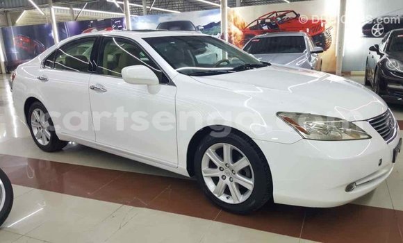 Buy Import Lexus ES White Car in Import - Dubai in Hhohho Buy Import Lexus ES White Car in Import - Dubai in Hhohho
