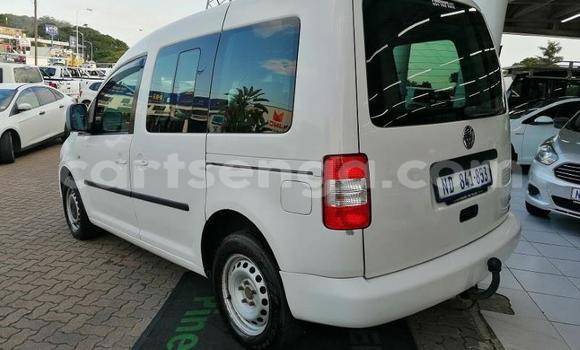 Acheter Occasion Voiture Volkswagen Caddy Blanc à Bhunya, Manzini Acheter Occasion Voiture Volkswagen Caddy Blanc à Bhunya, Manzini