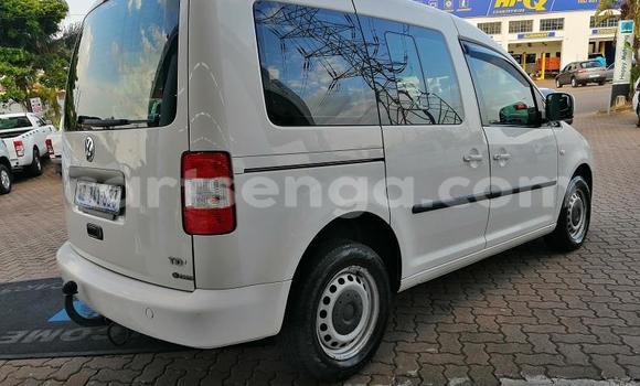 Acheter Occasion Voiture Volkswagen Caddy Blanc à Bhunya, Manzini Acheter Occasion Voiture Volkswagen Caddy Blanc à Bhunya, Manzini