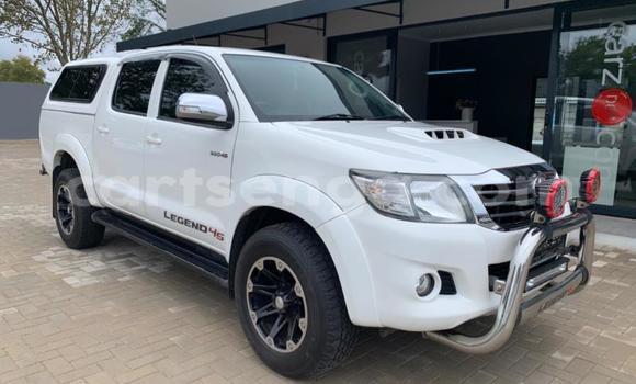 Buy Used Toyota Hilux White Car in Manzini in Manzini