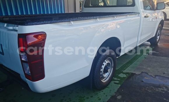 Buy Used Isuzu KB White Car in Big Bend in Lubombo District Buy Used Isuzu KB White Car in Big Bend in Lubombo District