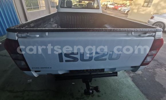 Buy Used Isuzu KB White Car in Big Bend in Lubombo District Buy Used Isuzu KB White Car in Big Bend in Lubombo District