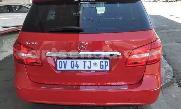 Buy Used Mercedes‒Benz B-klasse Red Car in Big Bend in Lubombo District Buy Used Mercedes‒Benz B-klasse Red Car in Big Bend in Lubombo District