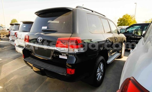 Buy Import Toyota Land Cruiser Black Car in Import - Dubai in Hhohho Buy Import Toyota Land Cruiser Black Car in Import - Dubai in Hhohho