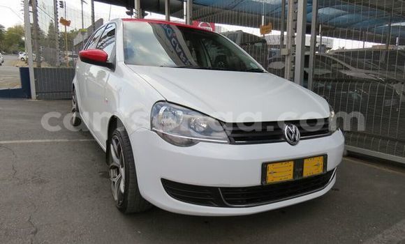 Acheter Occasion Voiture Volkswagen Polo Blanc à Big Bend, Lubombo Acheter Occasion Voiture Volkswagen Polo Blanc à Big Bend, Lubombo
