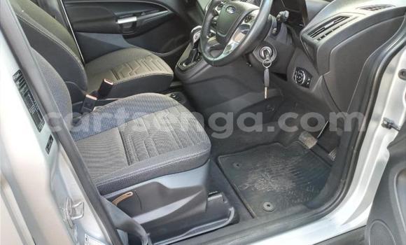 Nunua Ilio tumika Ford Granada Silver Gari ndani ya Big Bend nchini Lubombo Nunua Ilio tumika Ford Granada Silver Gari ndani ya Big Bend nchini Lubombo