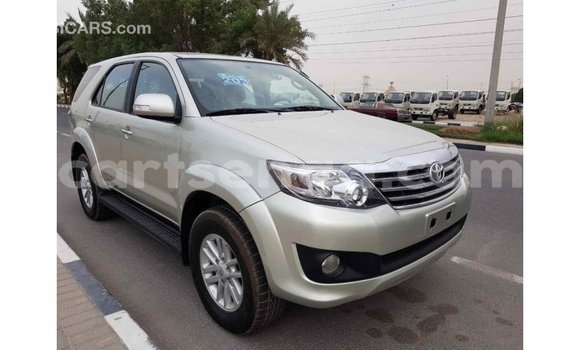 Buy Import Toyota Fortuner Other Car in Import - Dubai in Hhohho Buy Import Toyota Fortuner Other Car in Import - Dubai in Hhohho