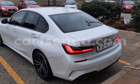Nunua Ilio tumika BMW 3–Series Silver Gari ndani ya Big Bend nchini Lubombo Nunua Ilio tumika BMW 3–Series Silver Gari ndani ya Big Bend nchini Lubombo