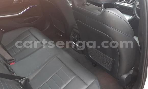 Nunua Ilio tumika BMW 3–Series Silver Gari ndani ya Big Bend nchini Lubombo Nunua Ilio tumika BMW 3–Series Silver Gari ndani ya Big Bend nchini Lubombo
