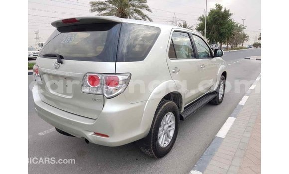 Buy Import Toyota Fortuner Other Car in Import - Dubai in Hhohho Buy Import Toyota Fortuner Other Car in Import - Dubai in Hhohho
