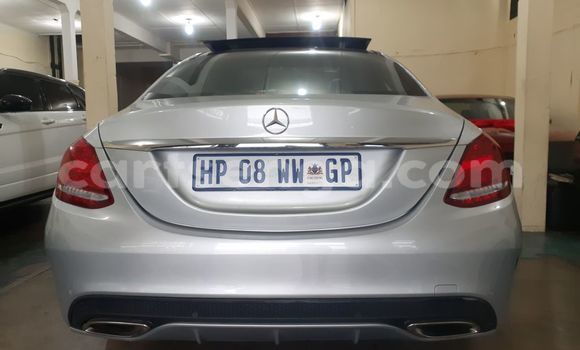 Nunua Ilio tumika Mercedes‒Benz C–Class Silver Gari ndani ya Big Bend nchini Lubombo Nunua Ilio tumika Mercedes‒Benz C–Class Silver Gari ndani ya Big Bend nchini Lubombo