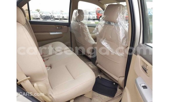 Buy Import Toyota Fortuner Other Car in Import - Dubai in Hhohho Buy Import Toyota Fortuner Other Car in Import - Dubai in Hhohho