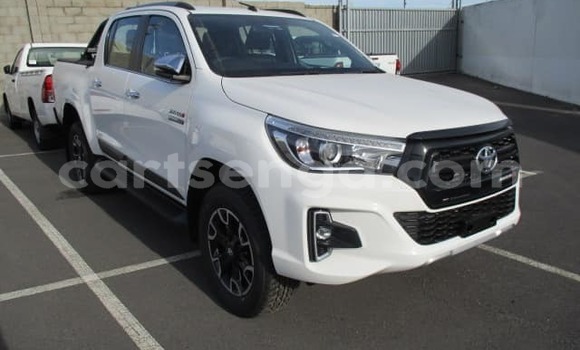 Buy Used Toyota Hilux White Car in Big Bend in Lubombo District Buy Used Toyota Hilux White Car in Big Bend in Lubombo District