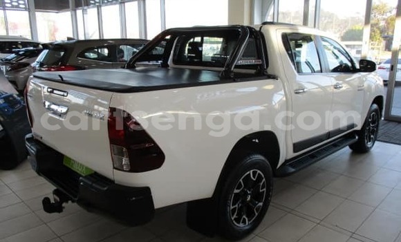 Buy Used Toyota Hilux White Car in Big Bend in Lubombo District Buy Used Toyota Hilux White Car in Big Bend in Lubombo District