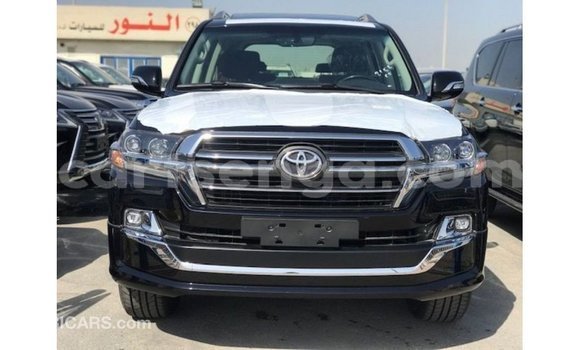 Acheter Import Voiture Toyota Land Cruiser Noir à Import - Dubai, Hhohho Acheter Import Voiture Toyota Land Cruiser Noir à Import - Dubai, Hhohho
