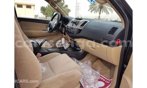 Buy Import Toyota Fortuner Other Car in Import - Dubai in Hhohho Buy Import Toyota Fortuner Other Car in Import - Dubai in Hhohho