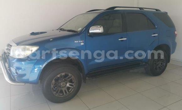 Nunua Ilio tumika Toyota Fortuner Blue Gari ndani ya Manzini nchini Manzini Nunua Ilio tumika Toyota Fortuner Blue Gari ndani ya Manzini nchini Manzini